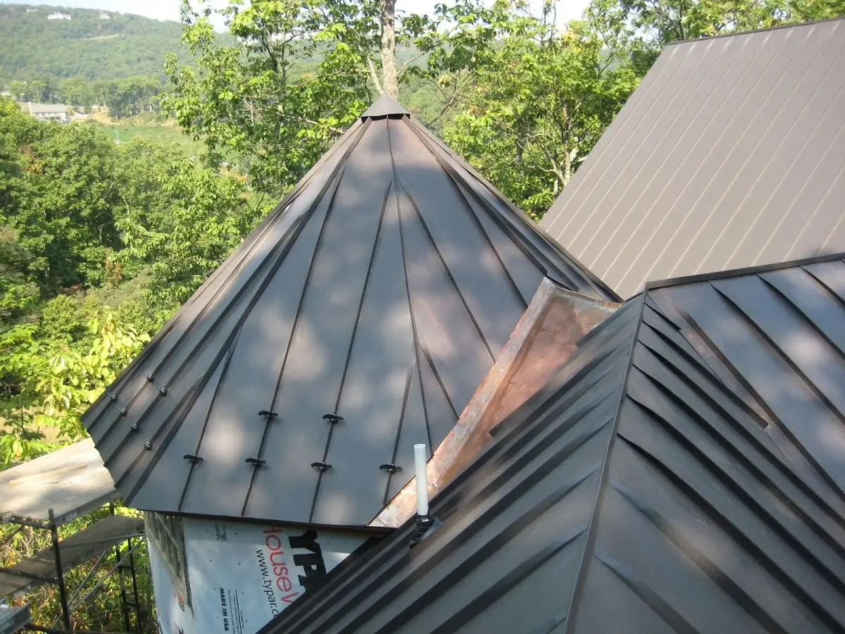 Professional Roof Tarp Installation by Craftsman Roofing in Isle Of Palms